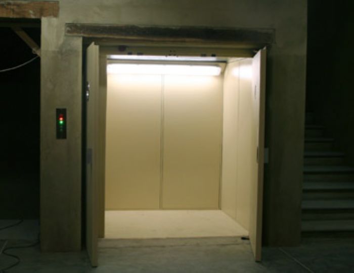 ELEVADOR DE CARGA 