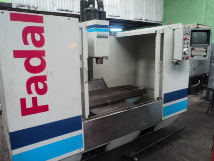 Centro de Maquinado CNC Marca Fadal Modelo VMC 4020