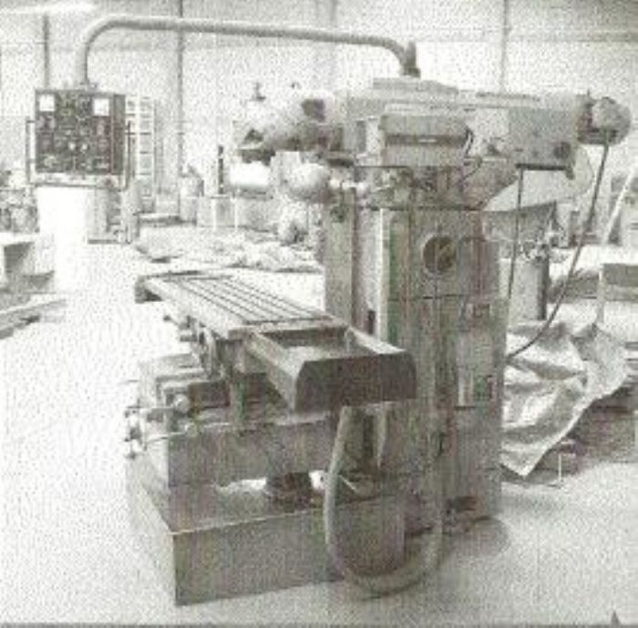 Fresadora Universal