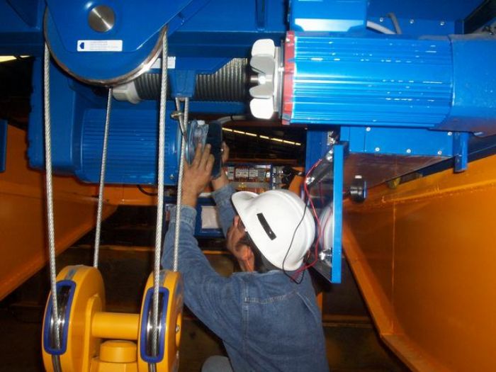 FABRICACION Y MONTAJE DE GRUAS VIAJERAS