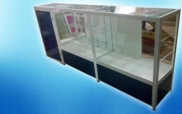 Vitrina Mostrador Con Puerta Abatible 