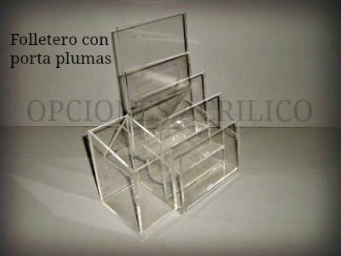 Folletero con porta plumas