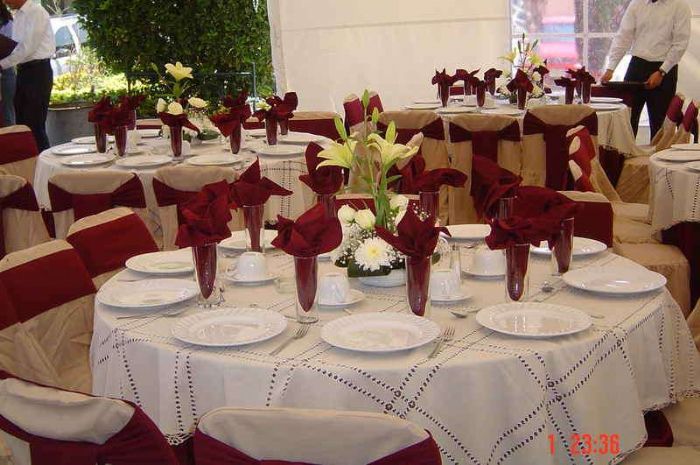 SERVICIO DE BANQUETES Y EVENTOS EMPRESARIALES