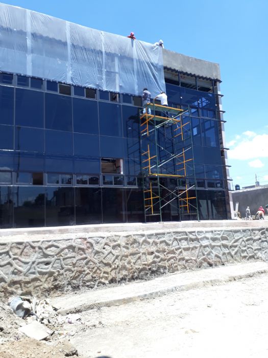 FABRICACION DE CANCELERIA DE ALUMINIO Y HERRERIA