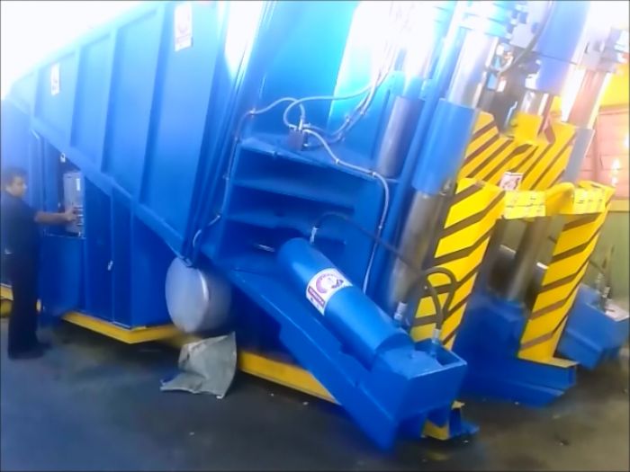 MANTENIMIENTO A MAQUINARIA INDUSTRIAL