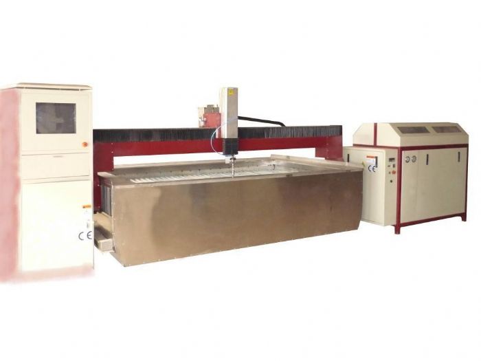 la máquina CNC de corte de chorro de agua waterjet