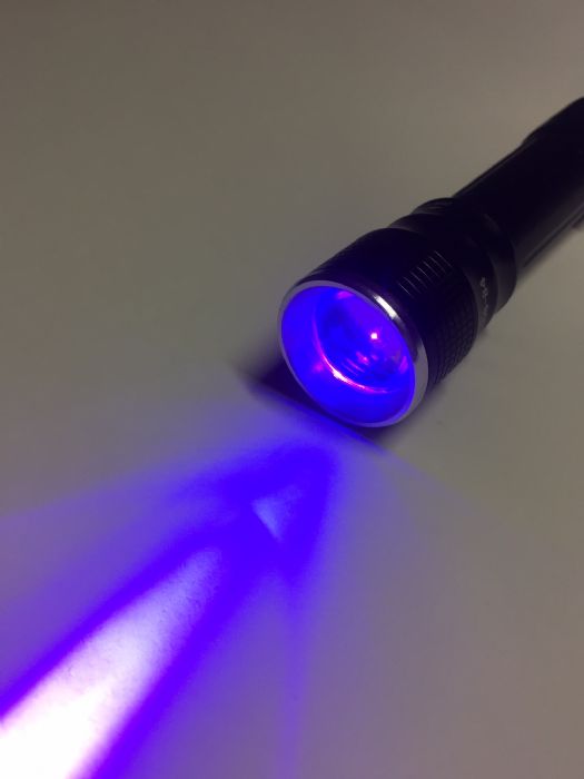 Linterna Luz UV