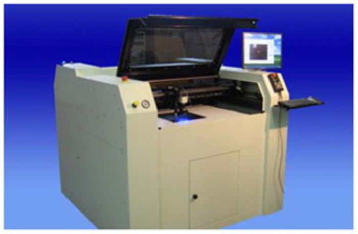 Máquina de corte laser compacta