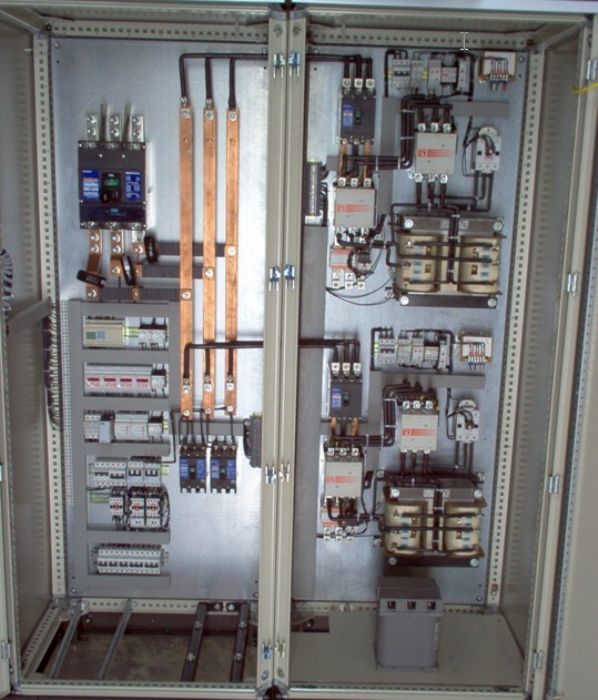 CENTRO DE CONTROL DE MOTORES