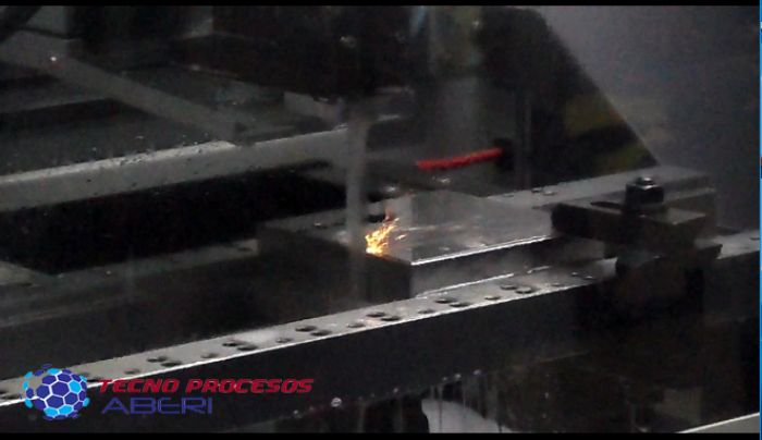 MAQUINADOS DE PRESICIÓN CNC