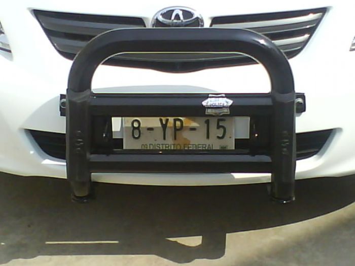 Tumbaburro tubular para  Auto Patrulla Sedan