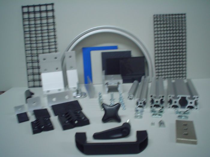 Accesorios para ensamble de perfiles de aluminio