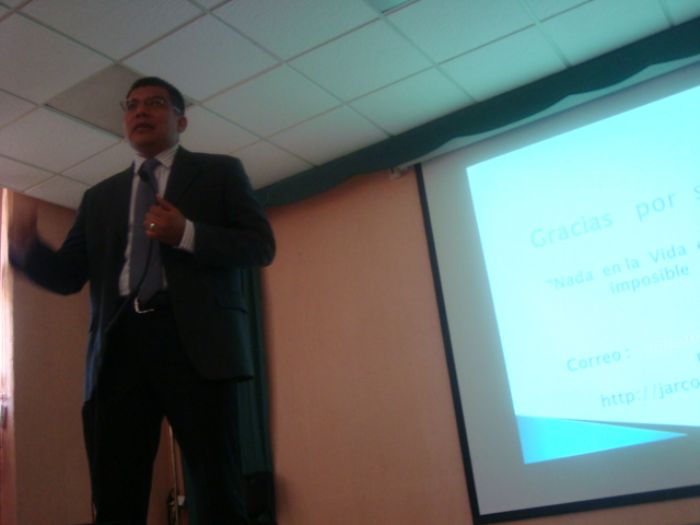 ASESORIA  CONTABLE   Y FISCAL