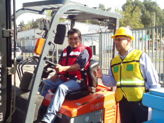 Curso operadores de montacargas
