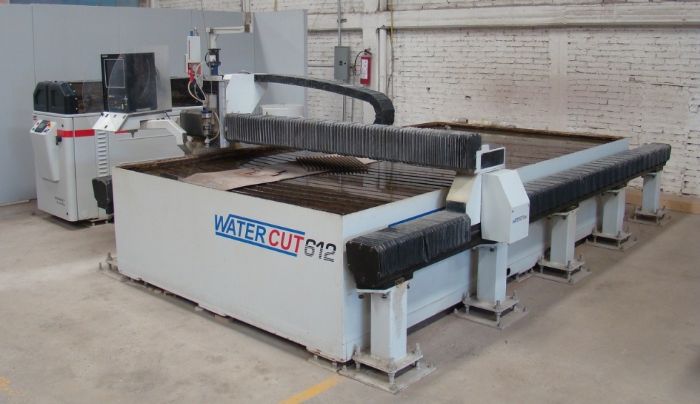MAQUINA WATERJET seminueva