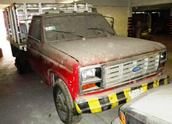 Camioneta tipo Redilas