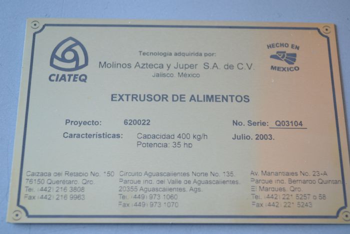 PLACAS DE IDENTIFICACIÓN Y SEÑALIZACIÓN