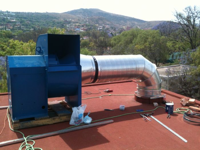 EXTRACTORES  Y VENTILADORES  INDUSTRIALES