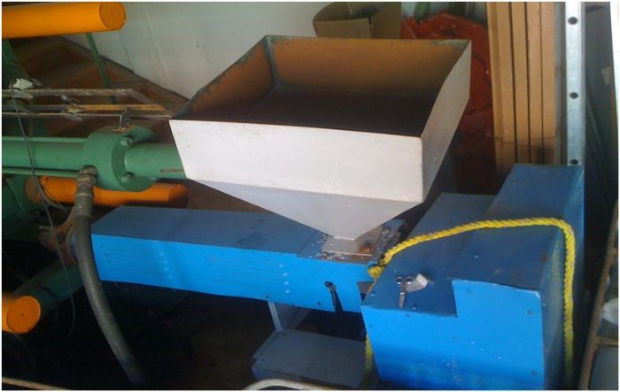 5 EXTRUSORAS DE PLASTICO