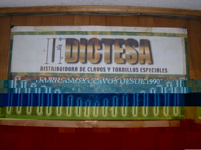 CLAVOS DE ACERO INOXIDABLE
