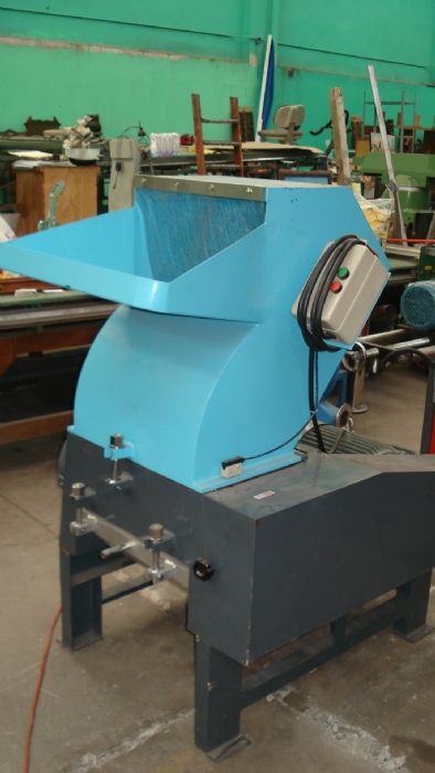 MOLINO DE PLASTICO