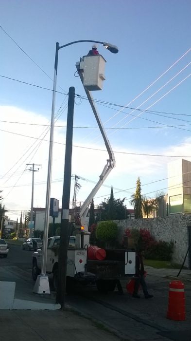 renta de grua con canastilla