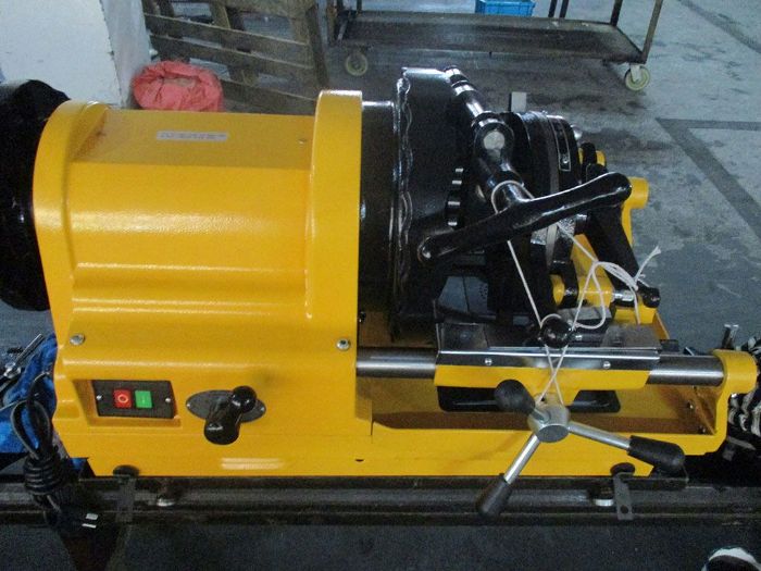 Roscadora eléctrica automática para tubo y solido