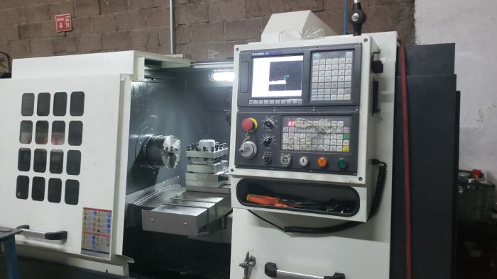 MAQUILA EN TORNO CNC