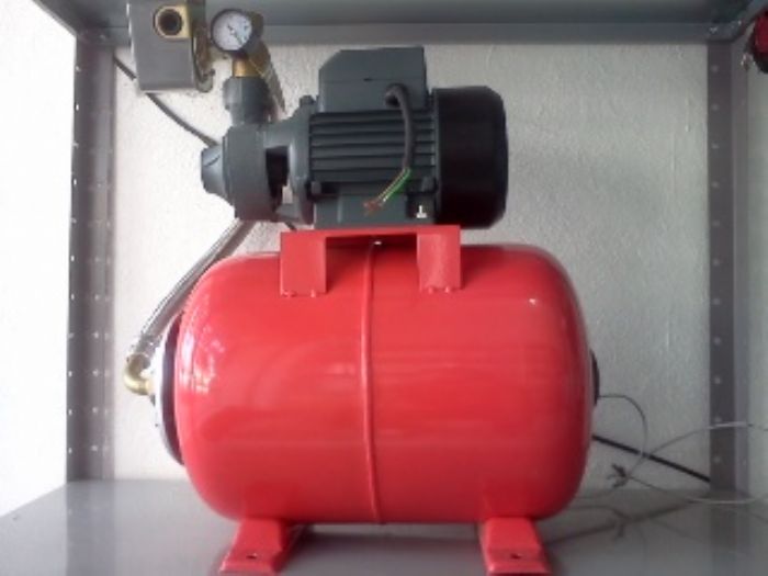 presurizadoras y tanques hidroneumaticos