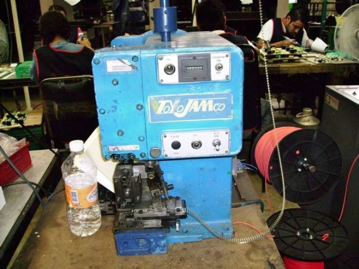 mini troqueladora electrica 2 toneladas usada
