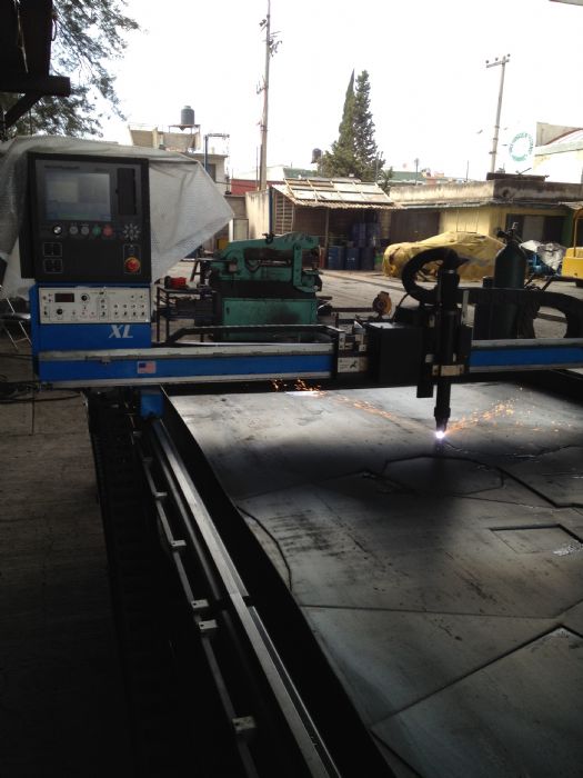 CORTE DE PLACA EN PLASMA