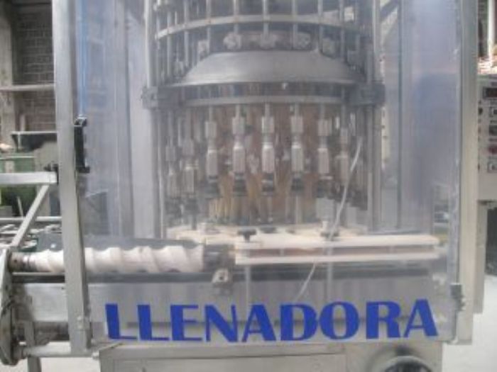 LLENADORA DE LIQUIDOS