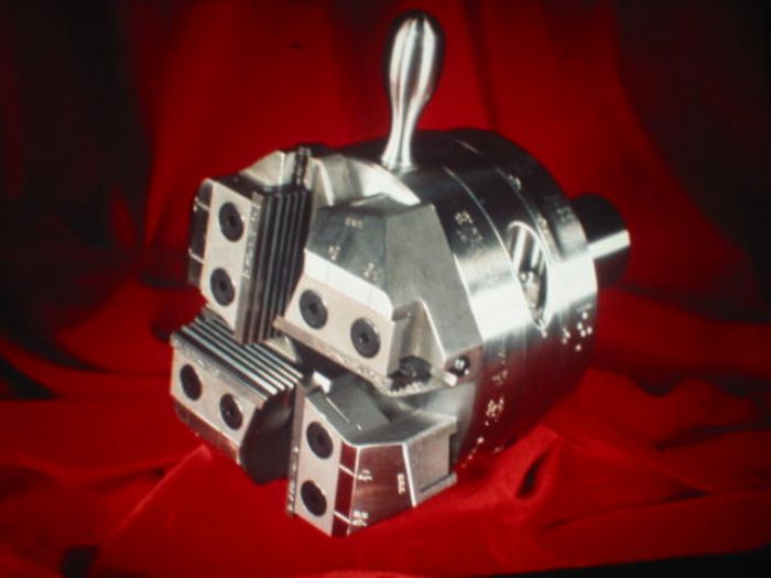 Cabeza Roscadora Landmatic