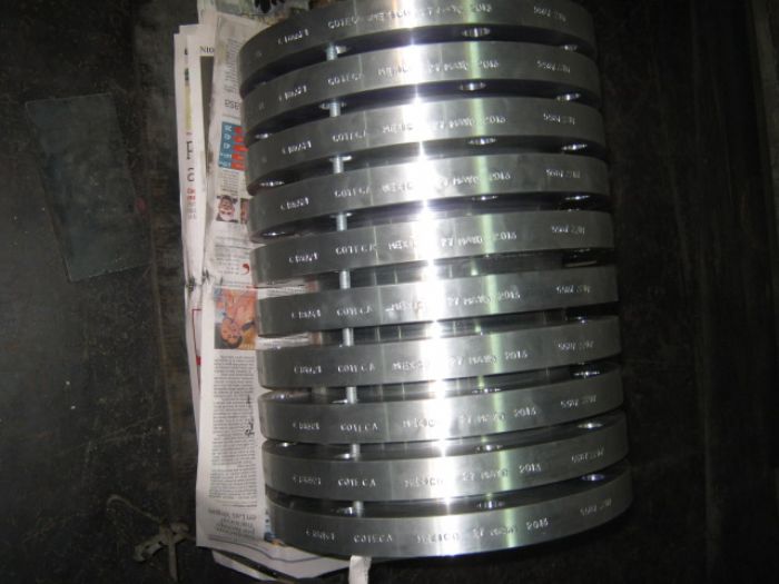 BRIDAS EN ACERO INOX. Y ALEADAS 300, 600, 900, 1.500,5000 #