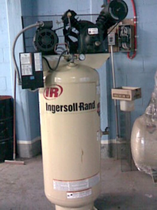 COMPRESOR SEMINUEVO!!! INGERSOLL RAND 60 GAL