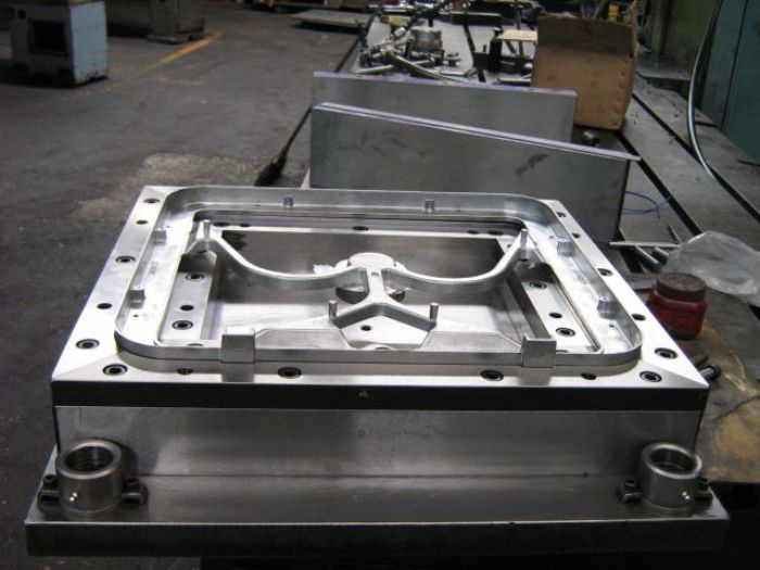 Moldes para inyeccion de aluminio
