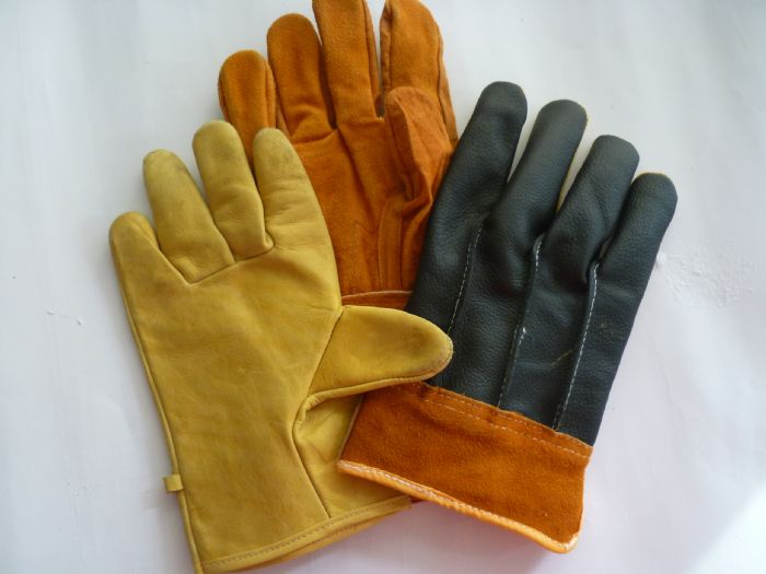 Guantes de carnaza