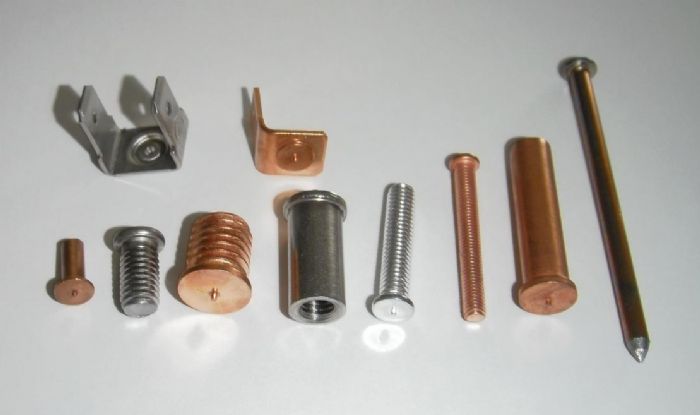 tornillos soldables