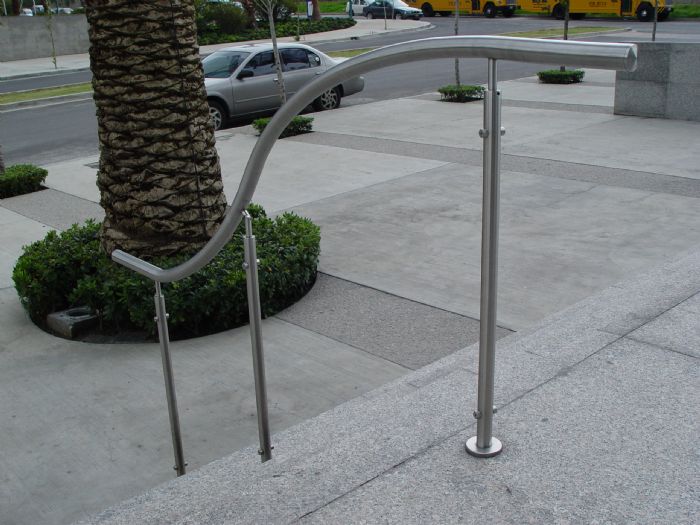 BARANDAL CURVO