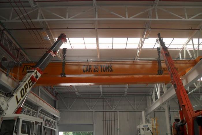 FABRICACION DE GRUAS VIAJERAS