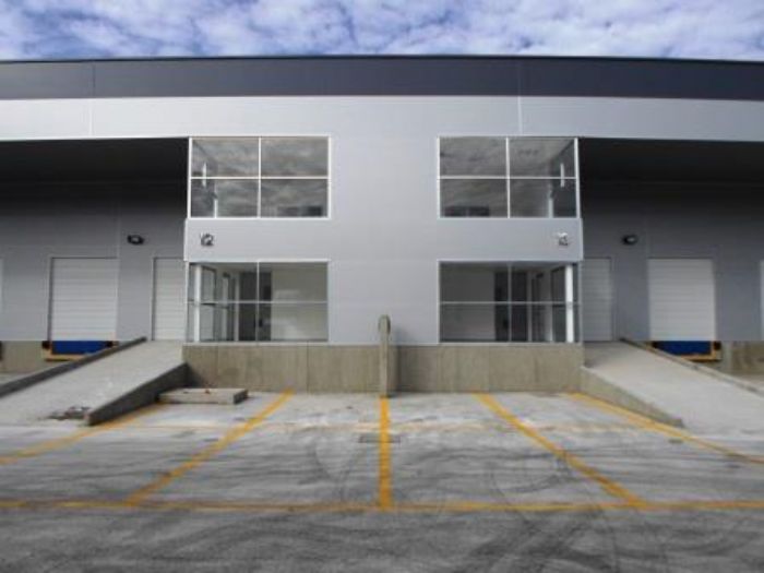 Bodega Industrial 534m2 NUEVA en RENTA