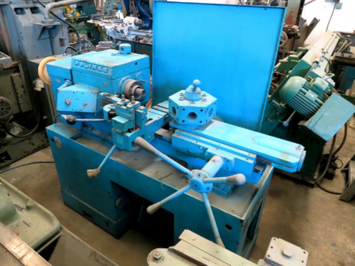 TORNO REVOLVER DE PRODUCCION