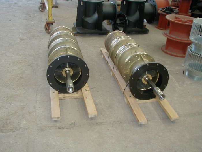BOMBAS TIPO TURBINA VERTICAL
