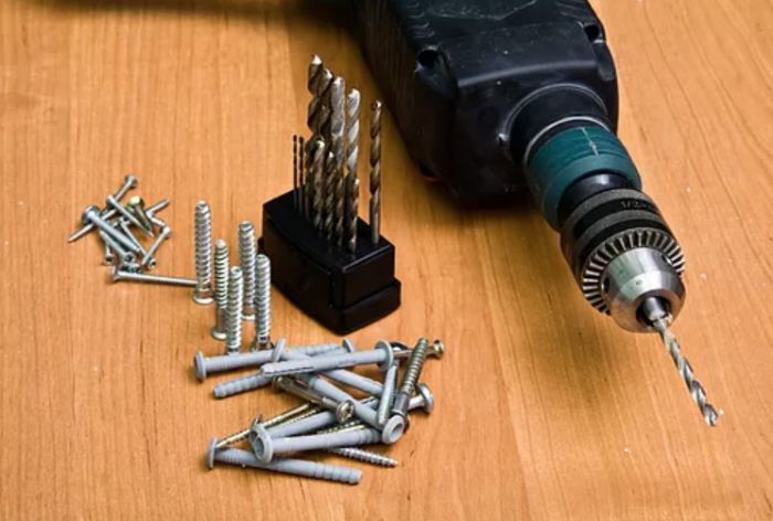 Tornillos de clavo
