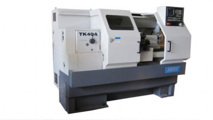 Torno CNC  marca ARIES  mod.TK40A   