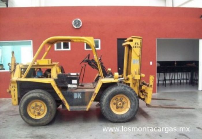 montacargas seminuevos en remate