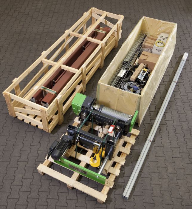 Crane Kits, La grúa viajera que sale de una caja