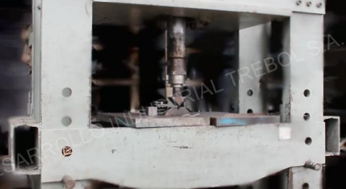 Corte CNC