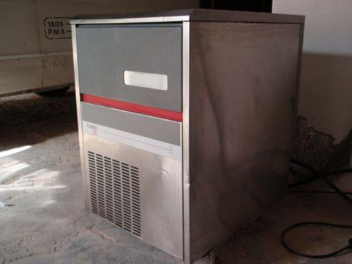 MAQUINAS PARA FABRICAR HIELO