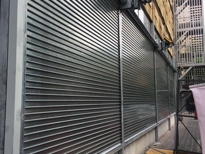 Cortinas galvanizado natural